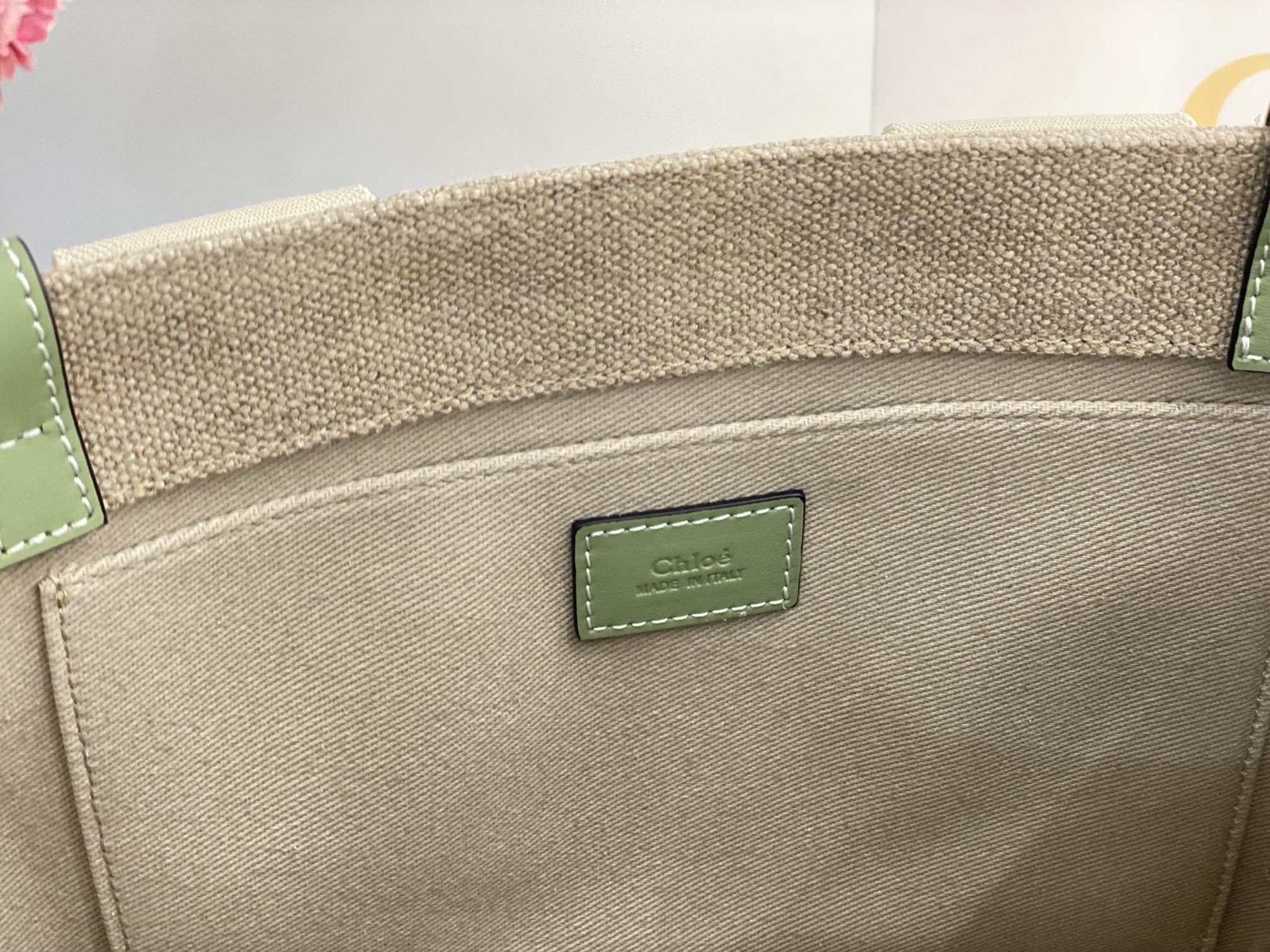 Chloe Medium Woody Tote Bag In Linen 